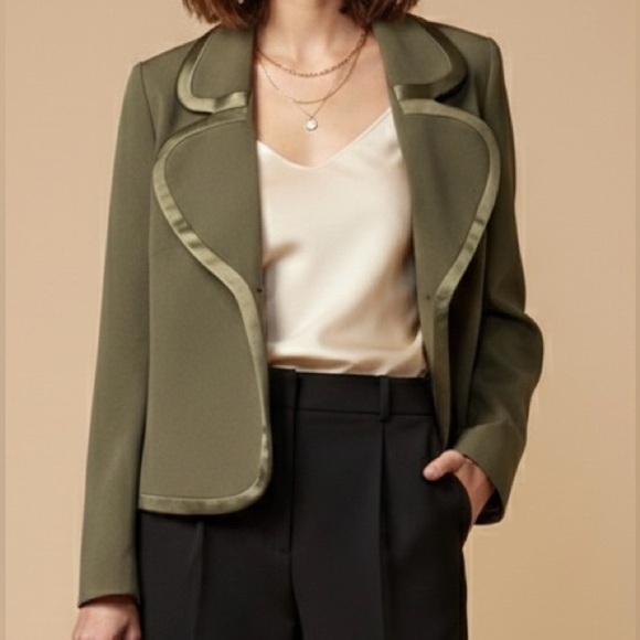 Sunny Choi Jackets & Blazers - Vintage SUNNY CHOI 100% Silk Cropped Blazer - Size 14 - Made in Canada